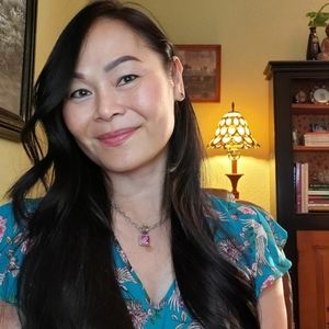 Meet your Posher, Mimi